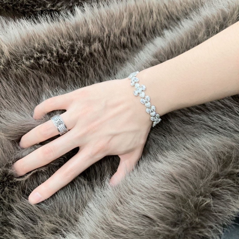 T*f*ny bracelets